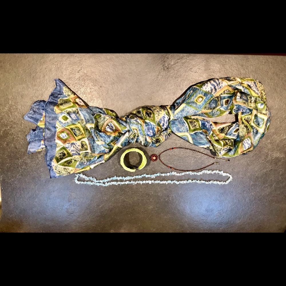 Scarf with coordinating jewelry bundle